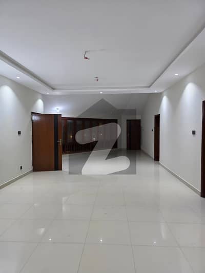 ڈی ایچ اے فیز 1 ڈی ایچ اے ڈیفینس,کراچی میں 4 کمروں کا 1 کنال بالائی پورشن 3.0 لاکھ میں کرایہ پر دستیاب ہے۔