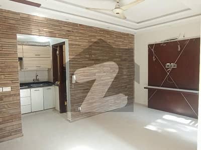 100 Yards Bungalow For Rent