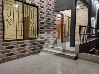 میرٹھ سوسائٹی سکیم 33,کراچی میں 4 کمروں کا 1 کنال مکان 1.2 لاکھ میں کرایہ پر دستیاب ہے۔