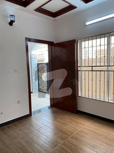 5 Marla Upper Portion Available For Rent