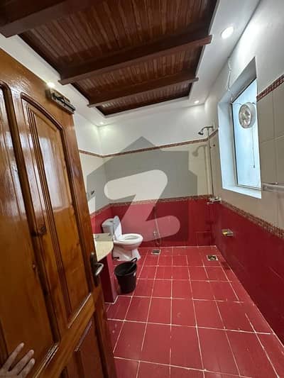 Bahria Town Rwp/Isb Phase2 10marla Double Storey House available on main road