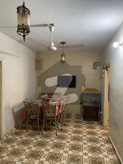 گلشن اقبال - بلاک 13 / D-3 گلشنِ اقبال,گلشنِ اقبال ٹاؤن,کراچی میں 2 کمروں کا 4 مرلہ فلیٹ 65.0 لاکھ میں برائے فروخت۔