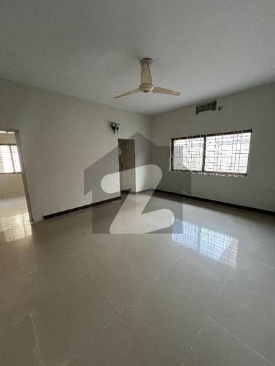 ایف ۔ 8 اسلام آباد میں 8 کمروں کا 3 کنال مکان 68.0 کروڑ میں برائے فروخت۔