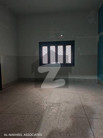 نارتھ ناظم آباد ۔ بلاک ایل نارتھ ناظم آباد,کراچی میں 3 کمروں کا 16 مرلہ گودام 1.1 لاکھ میں کرایہ پر دستیاب ہے۔