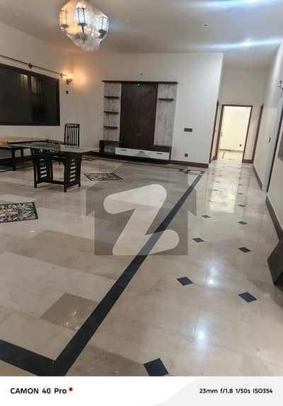 گلستانِِ جوہر ۔ بلاک 6 گلستانِ جوہر,کراچی میں 3 کمروں کا 16 مرلہ زیریں پورشن 85.0 ہزار میں کرایہ پر دستیاب ہے۔