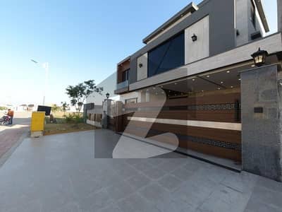 1 Kanal Brand New Luxury House for Sale