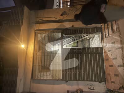 پیپلز کالونی ۔ بلاک زیڈ پیپلز کالونی,گوجرانوالہ میں 4 کمروں کا 3 مرلہ مکان 1.65 کروڑ میں برائے فروخت۔