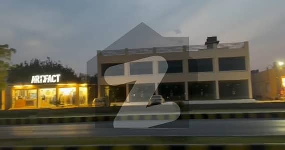 Shop Available For Rent