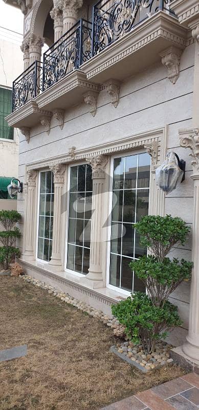 ڈی ایچ اے فیز 6 - بلاک جی فیز 6,ڈیفنس (ڈی ایچ اے),لاہور میں 5 کمروں کا 1 کنال مکان 12.99 کروڑ میں برائے فروخت۔