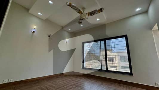 ڈی ایچ اے 9 ٹاؤن ۔ بلاک سی ڈی ایچ اے 9 ٹاؤن,ڈیفنس (ڈی ایچ اے),لاہور میں 3 کمروں کا 5 مرلہ مکان 80.0 ہزار میں کرایہ پر دستیاب ہے۔