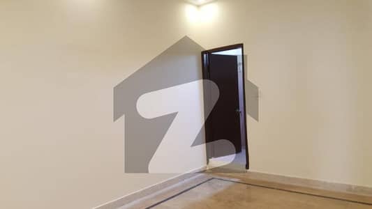 نارتھ ناظم آباد ۔ بلاک آئی نارتھ ناظم آباد,کراچی میں 6 کمروں کا 11 مرلہ مکان 5.45 کروڑ میں برائے فروخت۔