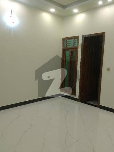 300 SQRYARD BRAND NEW FIRST FLOOR 3BDD BLOCK 4 GULSHAN IQBAL