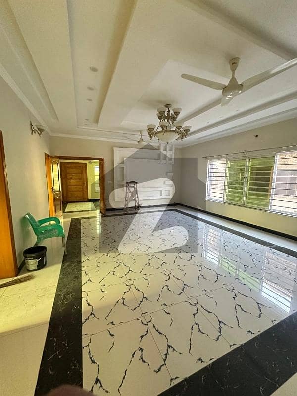 Upper Portion Available For Rent In Bani Gala Upper Portion Available For Rent In Bani Gala