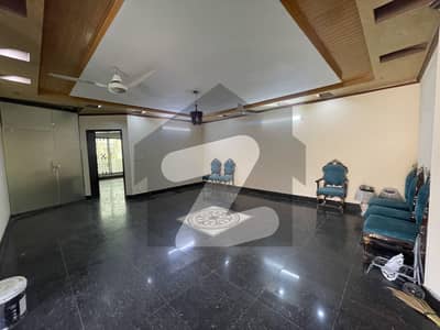 جوہر ٹاؤن فیز 2 جوہر ٹاؤن,لاہور میں 3 کمروں کا 1 کنال بالائی پورشن 1.35 لاکھ میں کرایہ پر دستیاب ہے۔