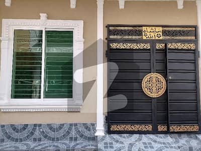 مرغزار آفیسرز کالونی لاہور میں 3 کمروں کا 4 مرلہ مکان 1.6 کروڑ میں برائے فروخت۔