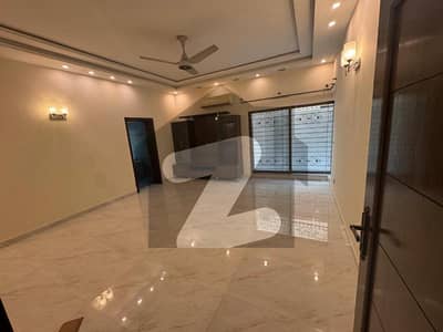 1 Kanal Full House For Rent For Office For Family