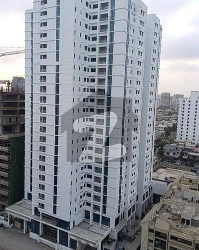 کلفٹن ۔ بلاک 8 کلفٹن,کراچی میں 4 کمروں کا 13 مرلہ فلیٹ 7.3 کروڑ میں برائے فروخت۔