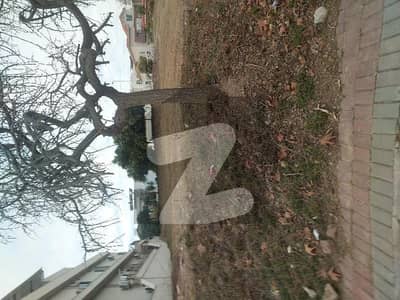 888 Sqyards Front Back Road Plot Near To Masjid