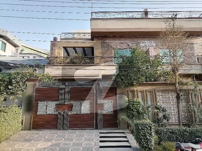 مرغزار آفیسرز کالونی لاہور میں 5 کمروں کا 10 مرلہ مکان 4.0 کروڑ میں برائے فروخت۔