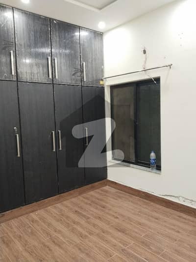 4.5 marla lower portion for rent