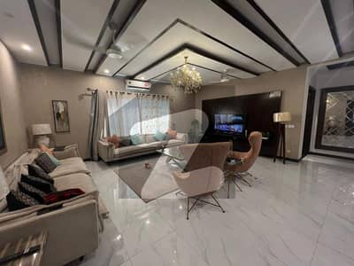 ڈی ایچ اے فیز 6 ڈیفنس (ڈی ایچ اے),لاہور میں 5 کمروں کا 1 کنال مکان 4.75 لاکھ میں کرایہ پر دستیاب ہے۔