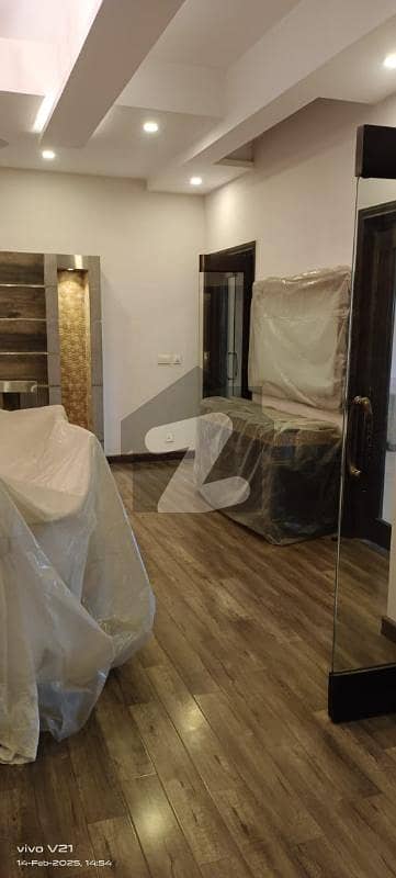 ڈی ایچ اے فیز 6 - بلاک اے فیز 6,ڈیفنس (ڈی ایچ اے),لاہور میں 7 کمروں کا 1 کنال مکان 4.25 لاکھ میں کرایہ پر دستیاب ہے۔