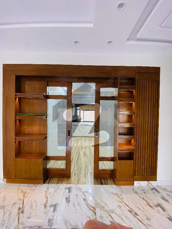 سوان گارڈن ۔ بلاک ایف سوان گارڈن,اسلام آباد میں 6 کمروں کا 1 کنال مکان 7.0 کروڑ میں برائے فروخت۔ سوان گارڈن ۔ بلاک ایف سوان گارڈن,اسلام آباد میں 6 کمروں کا 1 کنال مکان 7.0 کروڑ میں برائے فروخت۔