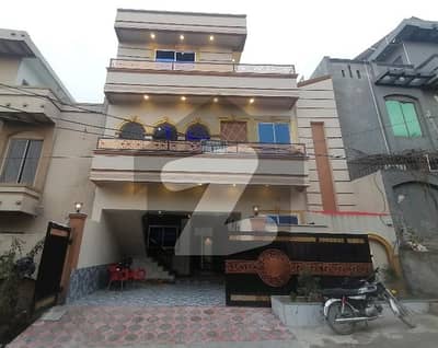 Prime Location 6 Marla House In Airport Housing Society - Sector 4 Is Available For sale