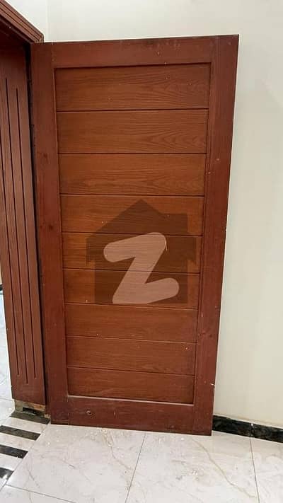 Brand new luxury 2.5 story house available for sale prime location near nust double road.