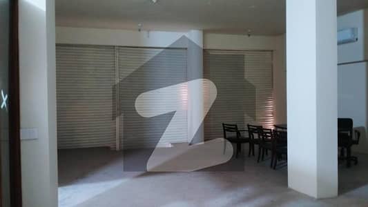 200 Yard STADIUM FACING BUILDING FOR SALE | PRIME LOCATION