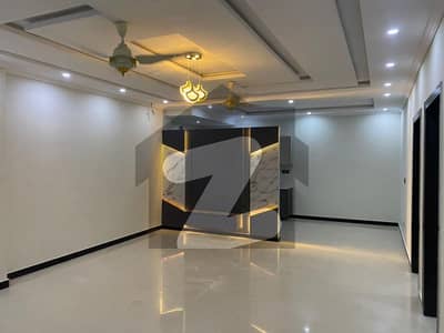 E-11/4 3bed unfurnished flat available for rent in e11 Islamabad