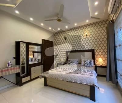 بحریہ ٹاؤن سیکٹر ای بحریہ ٹاؤن,لاہور میں 3 کمروں کا 8 مرلہ بالائی پورشن 70.0 ہزار میں کرایہ پر دستیاب ہے۔