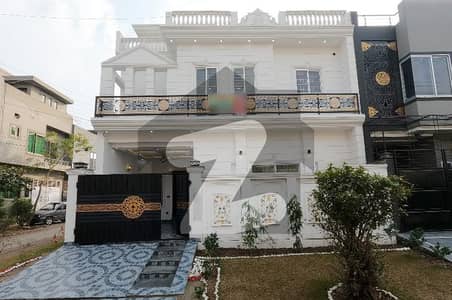 فارمانئیٹس ہاؤسنگ سکیم ۔ بلاک ایم فارمانئیٹس ہاؤسنگ سکیم,لاہور میں 3 کمروں کا 5 مرلہ مکان 2.25 کروڑ میں برائے فروخت۔