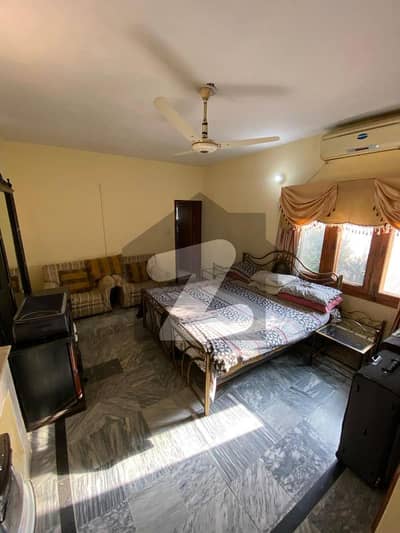 FOR RENT Fully Furnished 3 Bedrooms Upper Portion with Separate Gate F_6/1