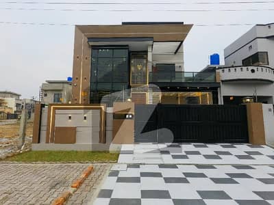 Brand New 10 Marla House For sale In Central Park - Block G Lahore