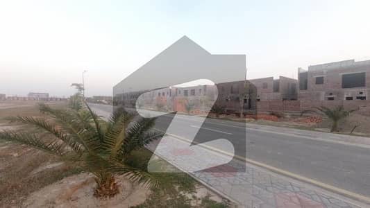 3.5 Marla Prime Location Plot For Sale At Very Reasonable Price