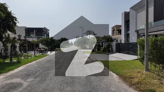 01 Kanal Facing Park Pair Plots At Prime Location Of Phase 7 Available For Sale