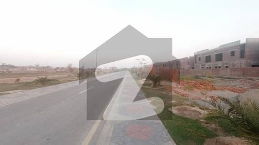 لاہور اسمارٹ سٹی جی ٹی روڈ,لاہور میں 7 مرلہ رہائشی پلاٹ 28.2 لاکھ میں برائے فروخت۔