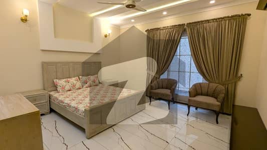 ایف ۔ 7 اسلام آباد میں 6 کمروں کا 2 کنال مکان 15.4 لاکھ میں کرایہ پر دستیاب ہے۔