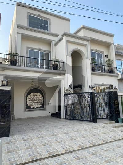 10 Marla Brand New Modran House for sale   Formanites Housing Scheme