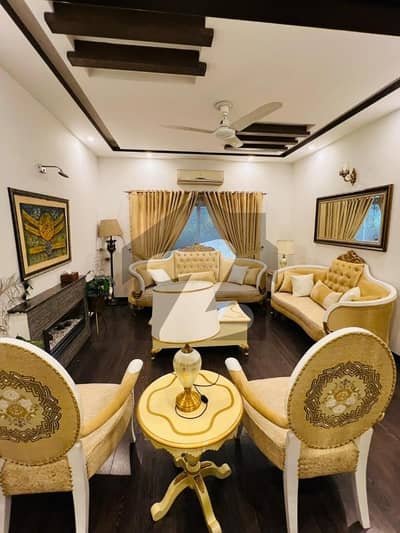 ڈی ایچ اے فیز 3 ڈیفنس (ڈی ایچ اے),لاہور میں 4 کمروں کا 8 مرلہ مکان 4.75 کروڑ میں برائے فروخت۔