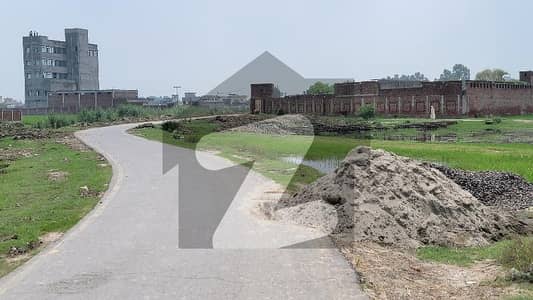 5 Kanal Two Sides Open Industrial plot