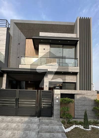 ڈی ایچ اے فیز 7 ڈیفنس (ڈی ایچ اے),لاہور میں 3 کمروں کا 5 مرلہ مکان 3.45 کروڑ میں برائے فروخت۔ ڈی ایچ اے فیز 7 ڈیفنس (ڈی ایچ اے),لاہور میں 3 کمروں کا 5 مرلہ مکان 3.45 کروڑ میں برائے فروخت۔