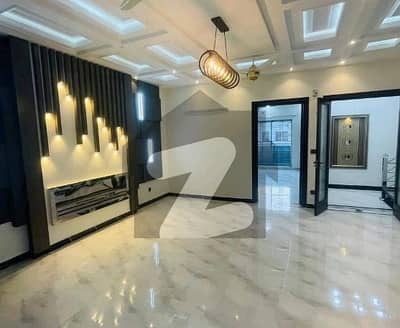 Highly-Desirable 5 Marla House Available In Bahria Town - Sector C