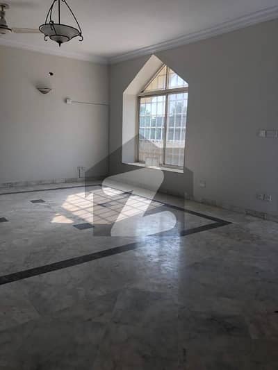 F-11/1 Upper Portion 3 Bedrooms Drawing Dining For Rent