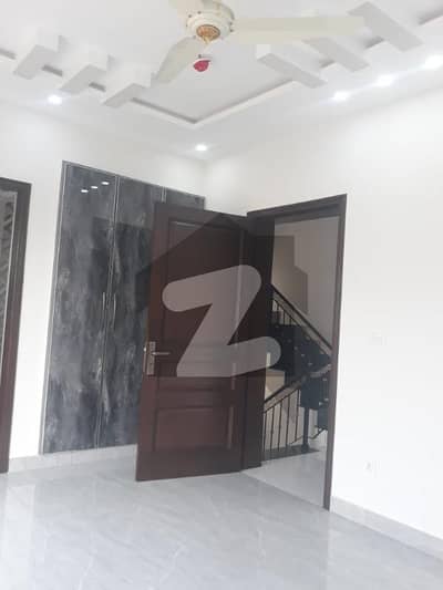 5 Marla Full House For Rent