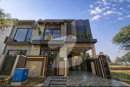 ڈی ایچ اے 11 رہبر فیز 2 ڈی ایچ اے 11 رہبر,لاہور میں 3 کمروں کا 5 مرلہ مکان 2.65 کروڑ میں برائے فروخت۔