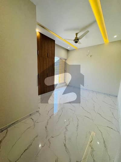 ڈی ۔ 12/1 ڈی ۔ 12,اسلام آباد میں 4 کمروں کا 5 مرلہ مکان 1.95 لاکھ میں کرایہ پر دستیاب ہے۔