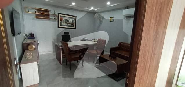 5.5 Marla Top Location Broadway 2nd Floor Office Available For Rent