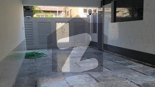 بحریہ ٹاؤن فیز 2 بحریہ ٹاؤن راولپنڈی,راولپنڈی میں 5 کمروں کا 1 کنال مکان 6.9 کروڑ میں برائے فروخت۔